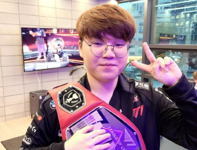 出更多努力 出更多努力